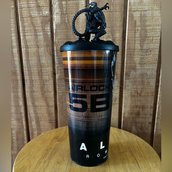ALIEN ROMULUS XENOMORPH CUP - Picture 6 of 6